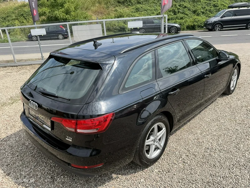 Audi A4 B9 30
