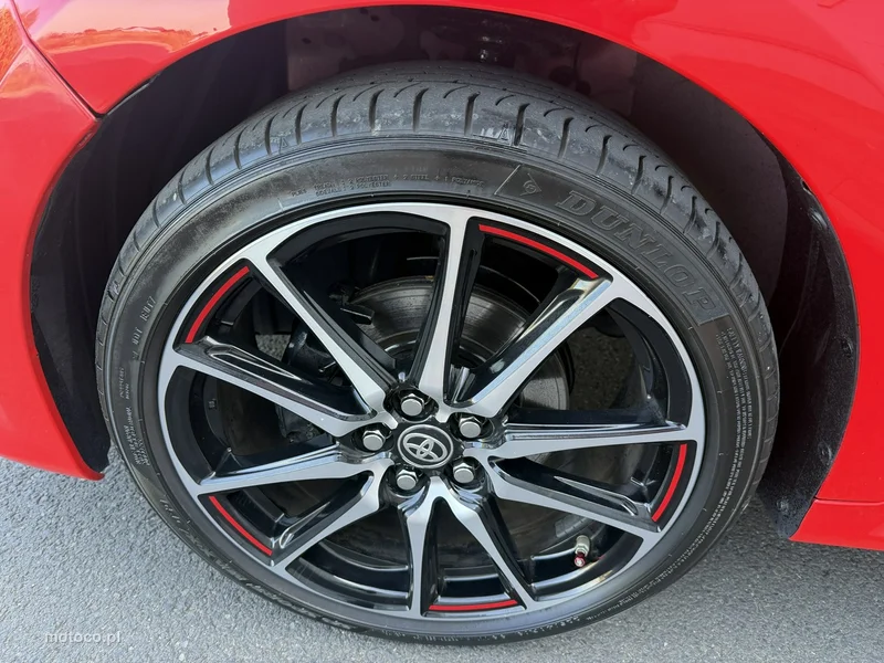 Toyota Yaris XP210 13