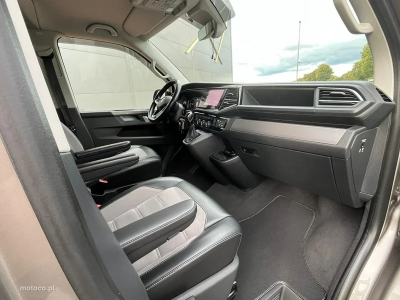 Volkswagen Multivan 31