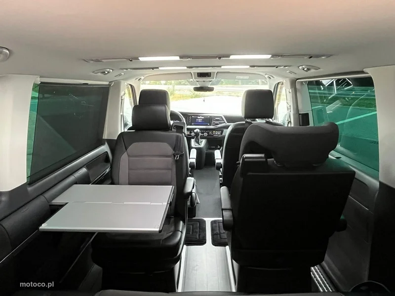 Volkswagen Multivan 37