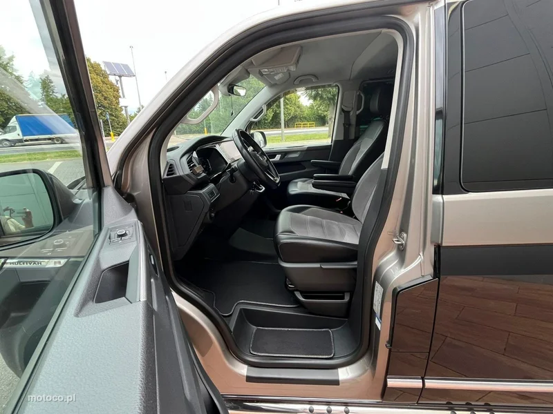 Volkswagen Multivan 6