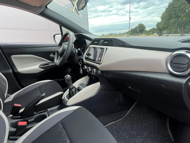 Nissan Micra 22