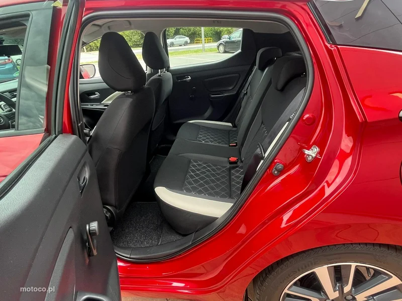Nissan Micra 9