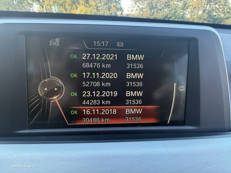 BMW X1 F48 13
