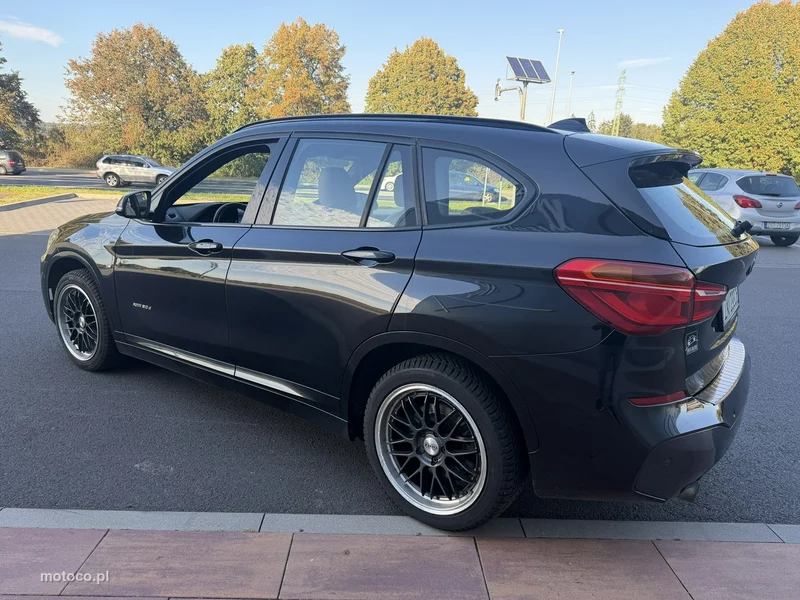 BMW X1 F48 6