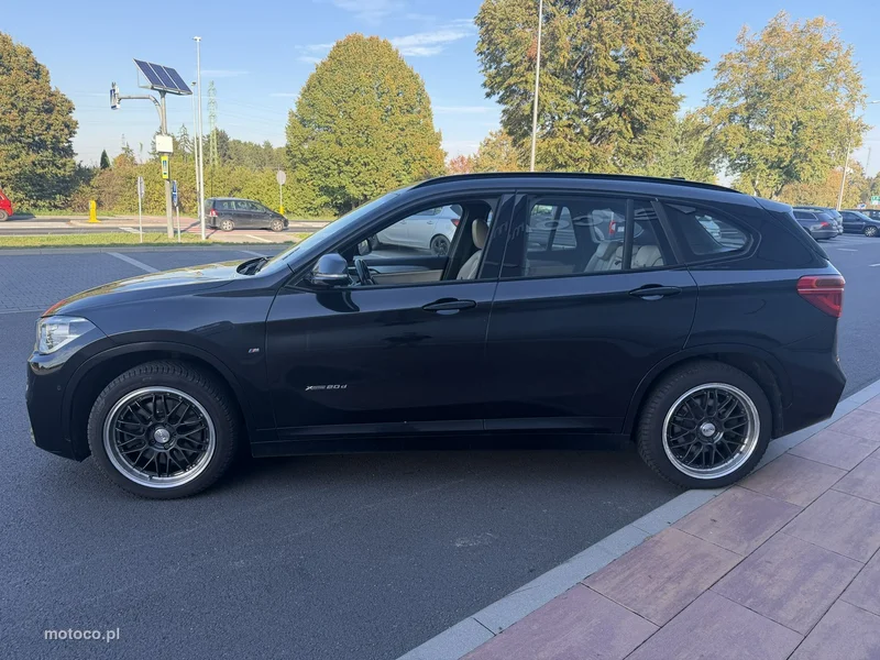 BMW X1 F48 7
