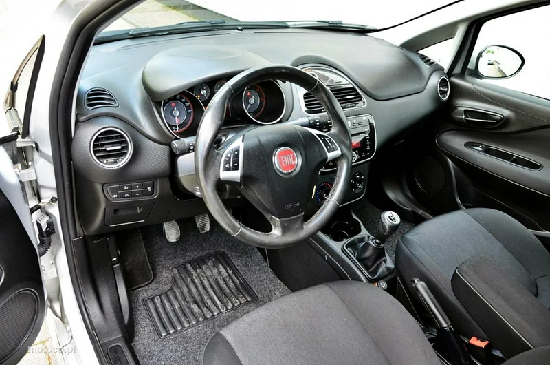 Fiat Punto 2012 19