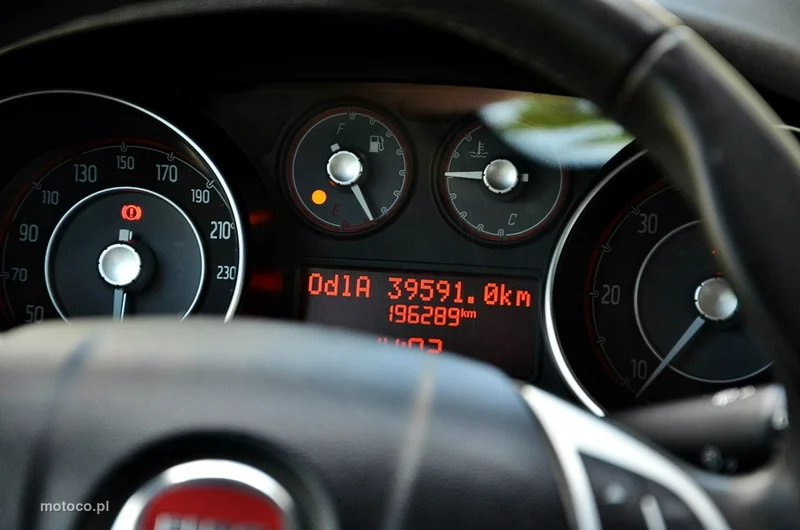 Fiat Punto 2012 28