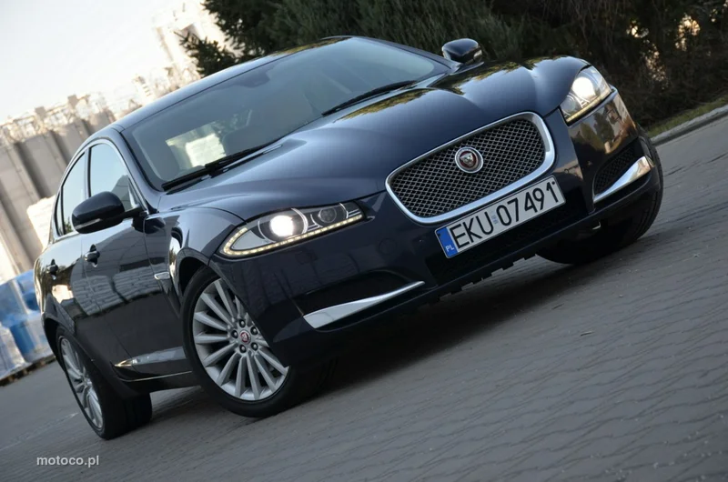 Jaguar XF 25