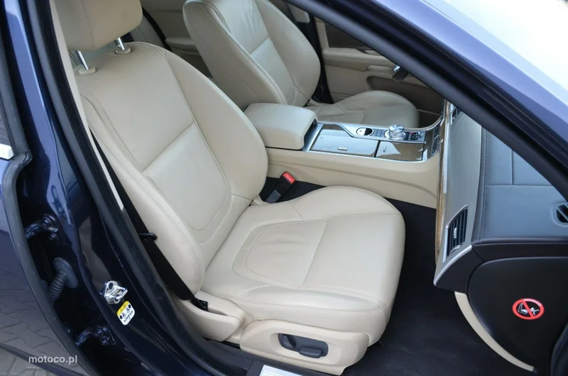 Jaguar XF 34