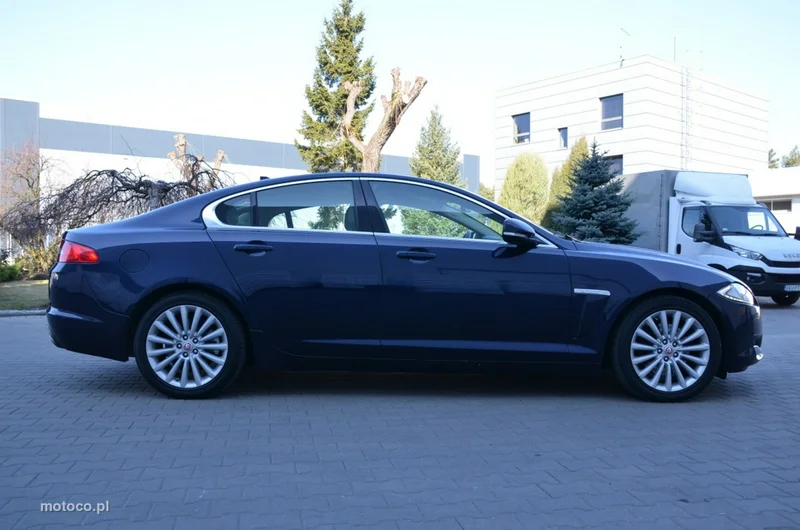 Jaguar XF 5
