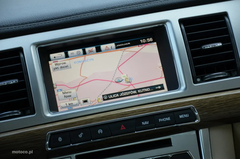 Jaguar XF 41