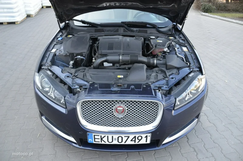 Jaguar XF 7