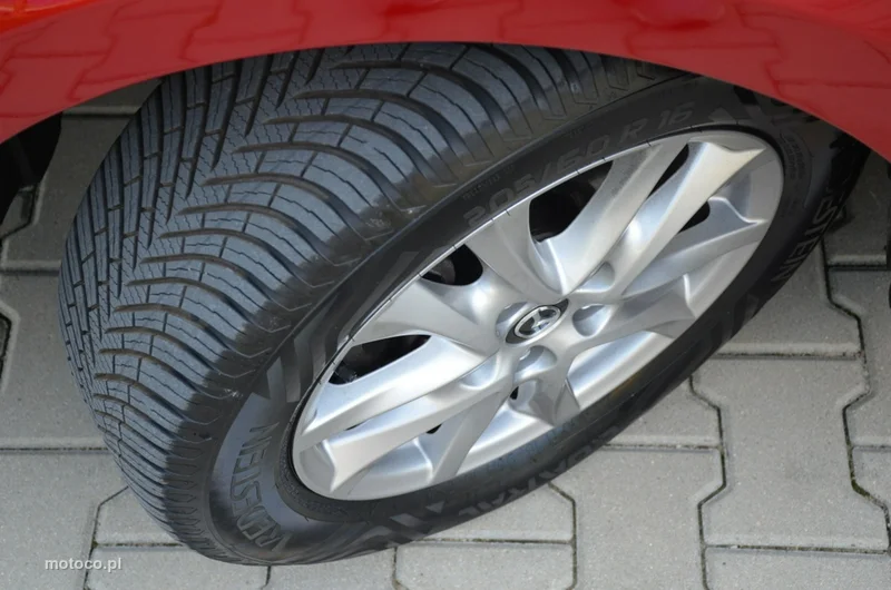 Mazda 3 9
