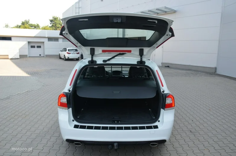 Volvo V70 2