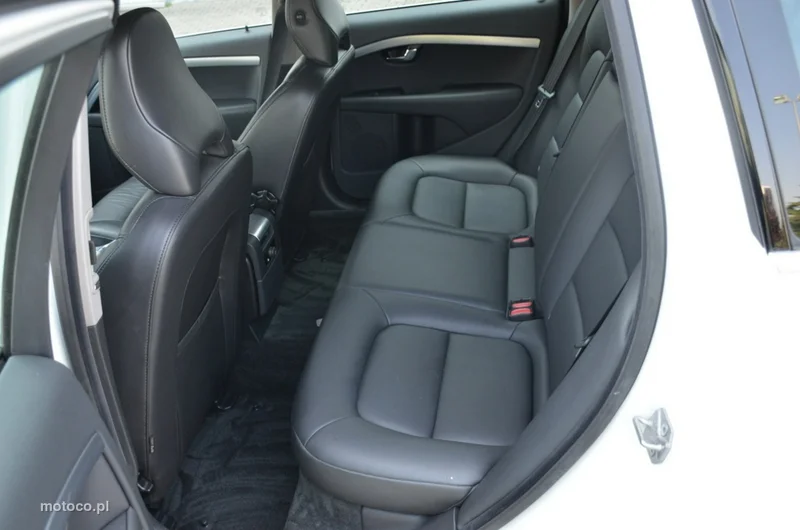 Volvo V70 27