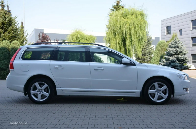Volvo V70 5