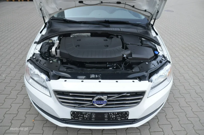 Volvo V70 6