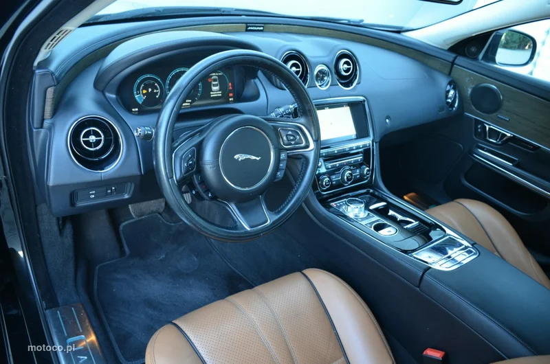 Jaguar XJ 31
