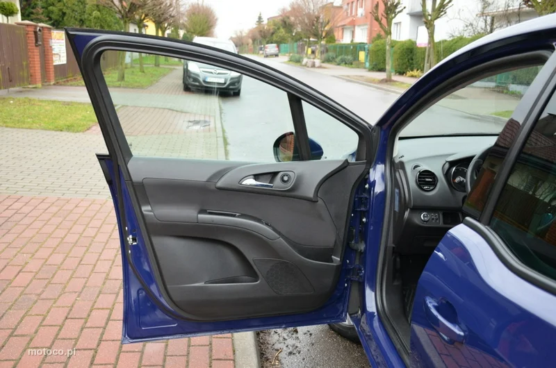 Opel Meriva B 20