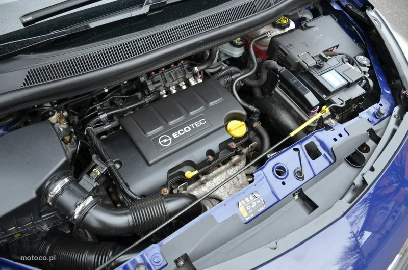 Opel Meriva B 8