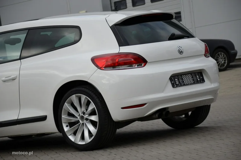 Volkswagen Scirocco III 12