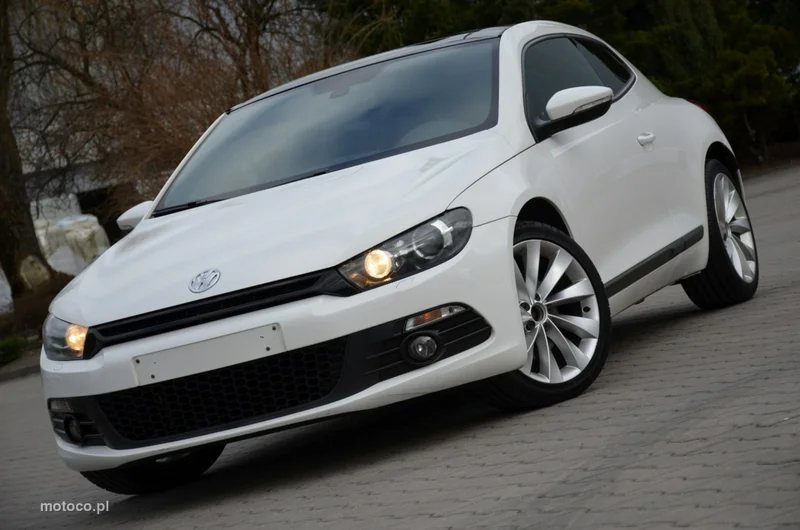 Volkswagen Scirocco III 36