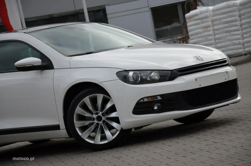 Volkswagen Scirocco III 8