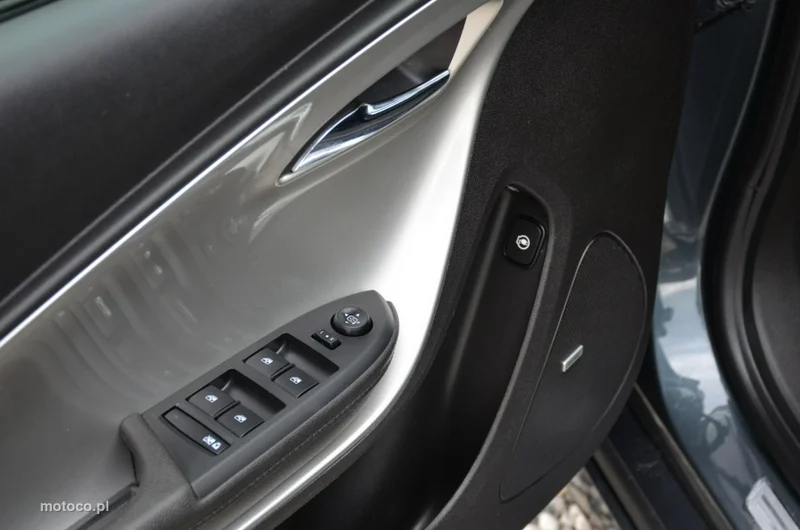 Opel Ampera 20