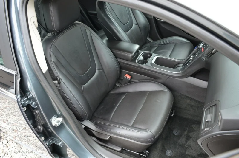 Opel Ampera 28