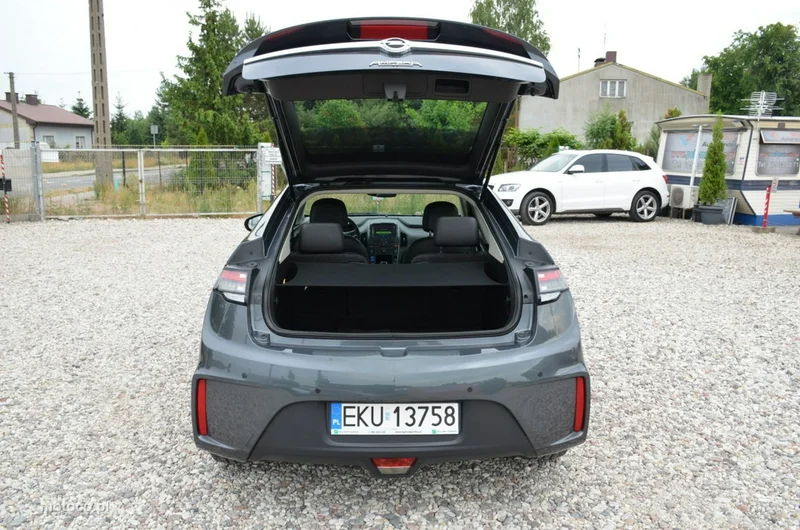Opel Ampera 10