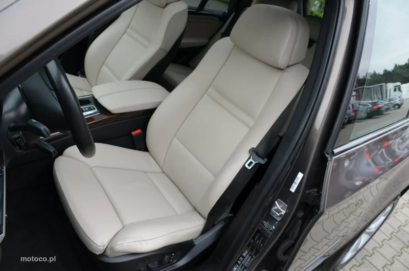BMW X5 E70 25
