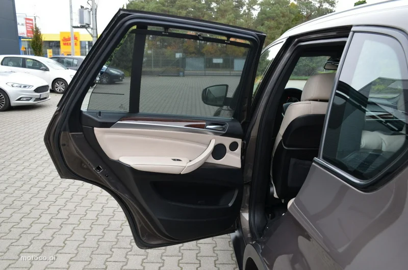 BMW X5 E70 26