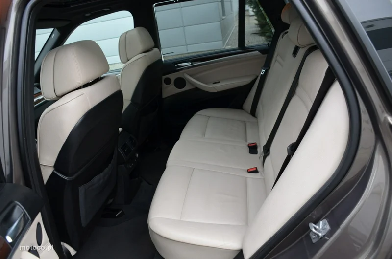 BMW X5 E70 27