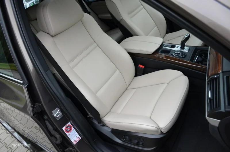 BMW X5 E70 29