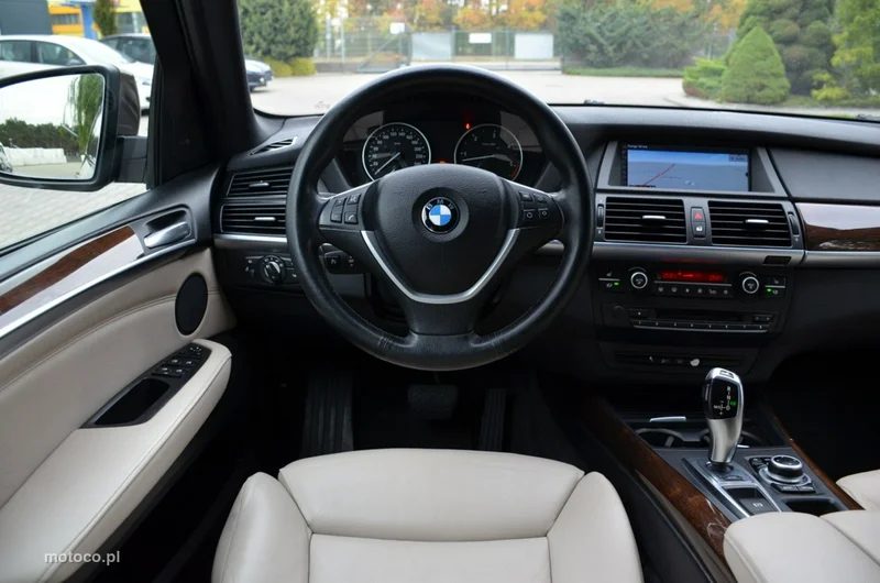 BMW X5 E70 31