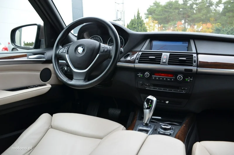 BMW X5 E70 33