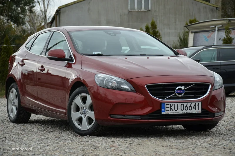 Volvo V40 3