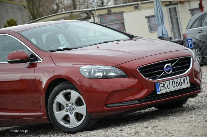 Volvo V40 5