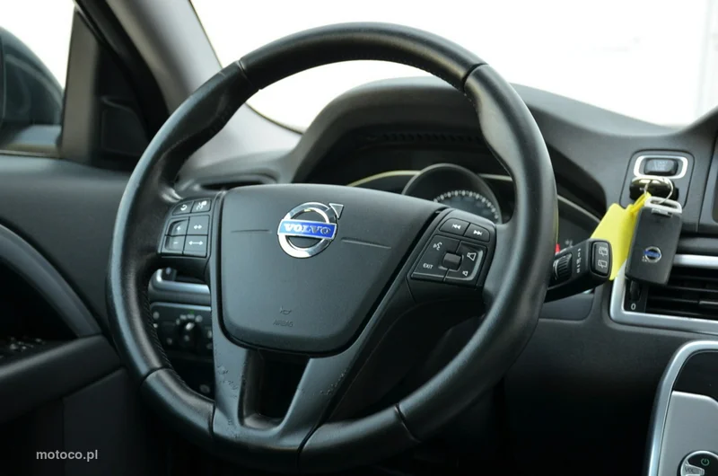 Volvo V70 28