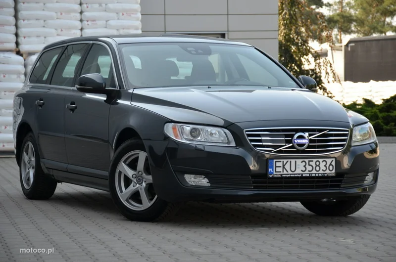 Volvo V70 8