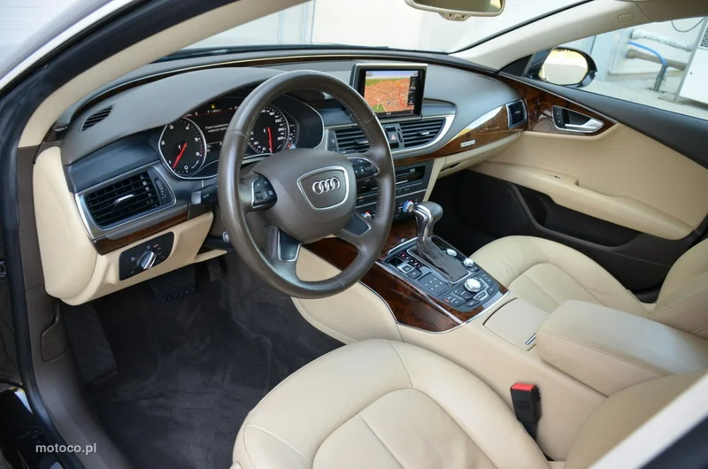 Audi A7 4G 24