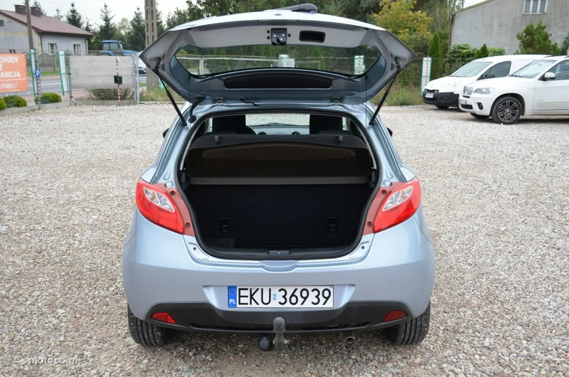 Mazda 2 2