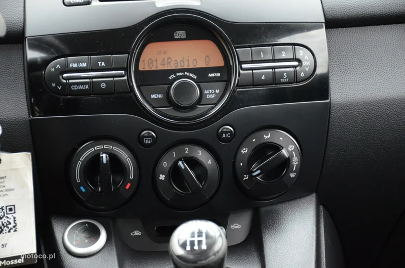 Mazda 2 30