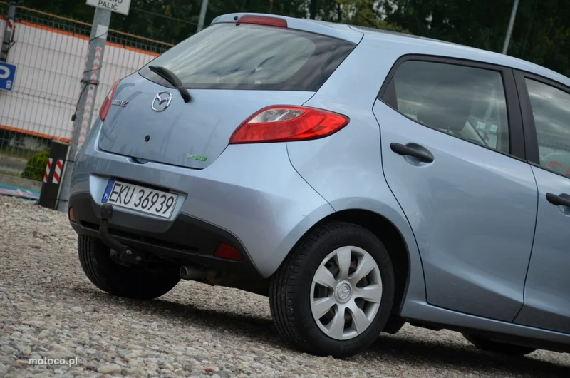 Mazda 2 6