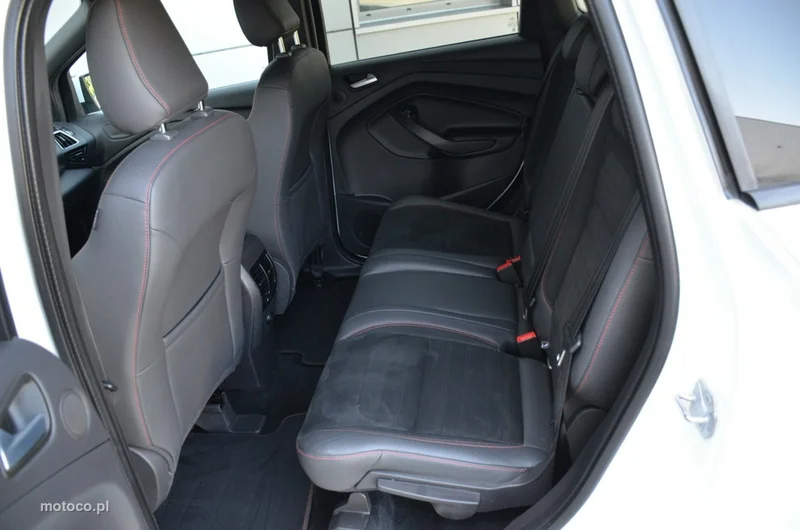 Ford Kuga II 26