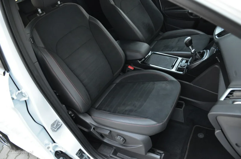 Ford Kuga II 27