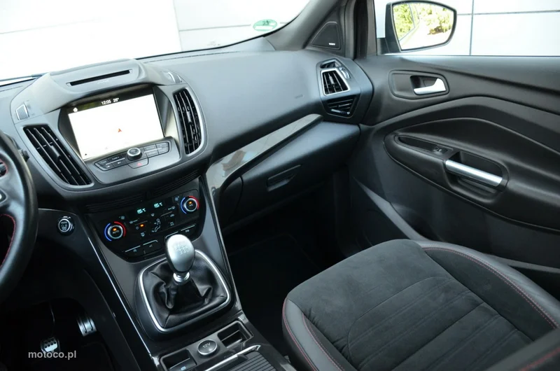 Ford Kuga II 29