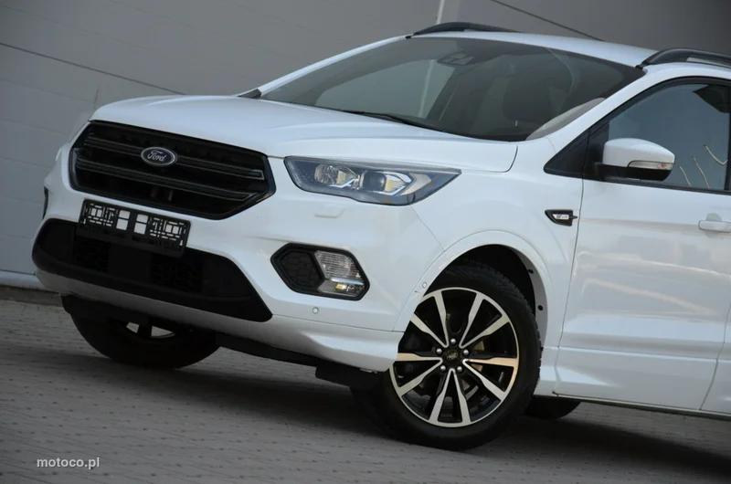 Ford Kuga II 4
