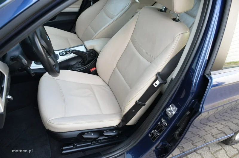 BMW Seria 3 F30 320 28